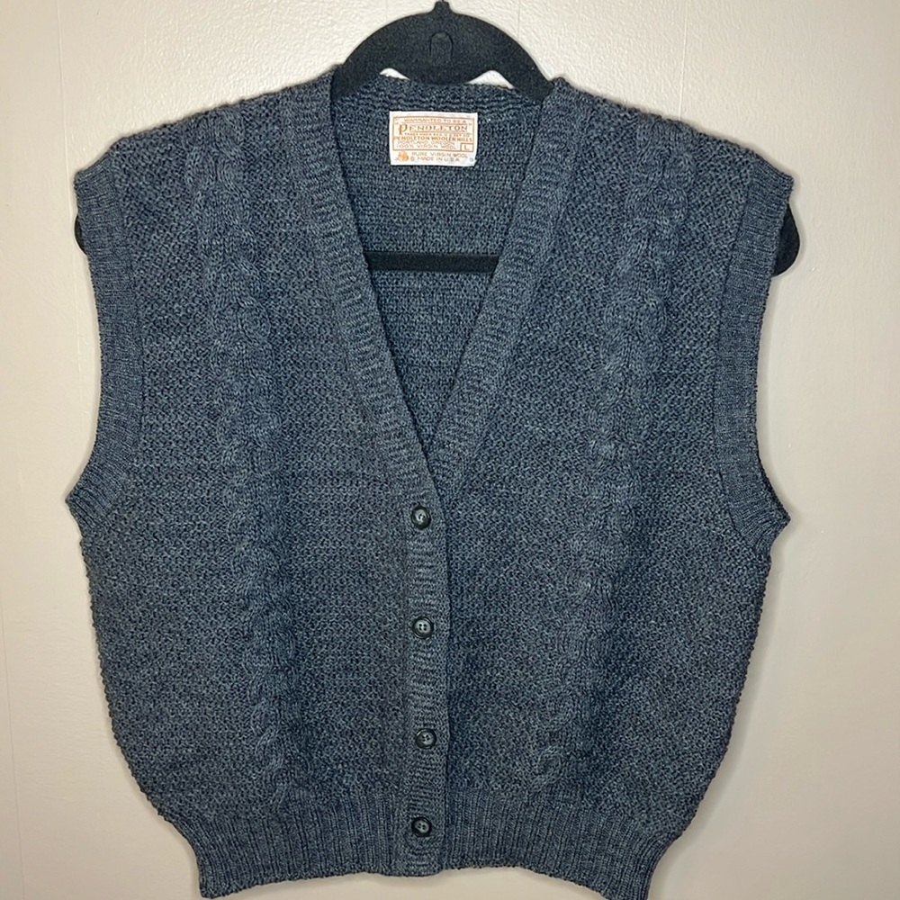 Vintage Pendleton 100% Wool Cable Knit Button Up Sweater Vest Gray Women’s L USA